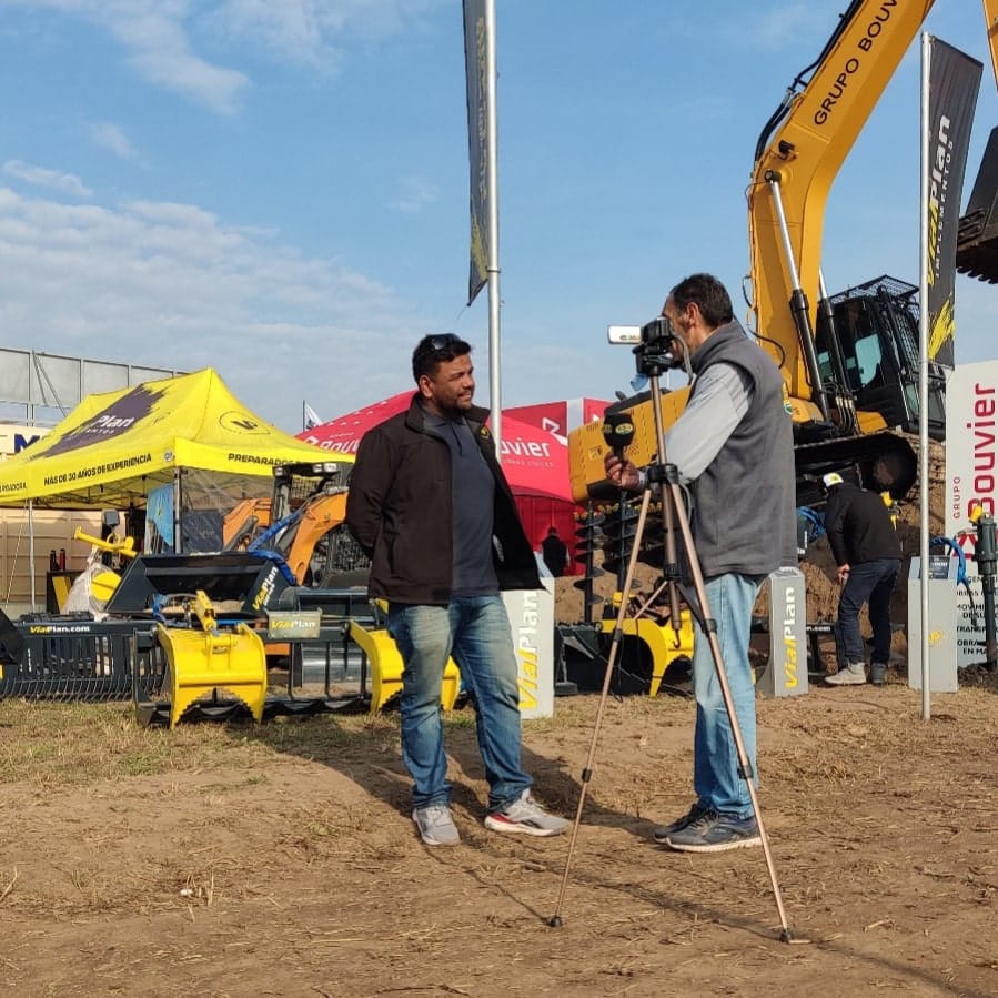 Marcelo Iwanczuk, director de VialPlan presente en el Stand de Agroactiva